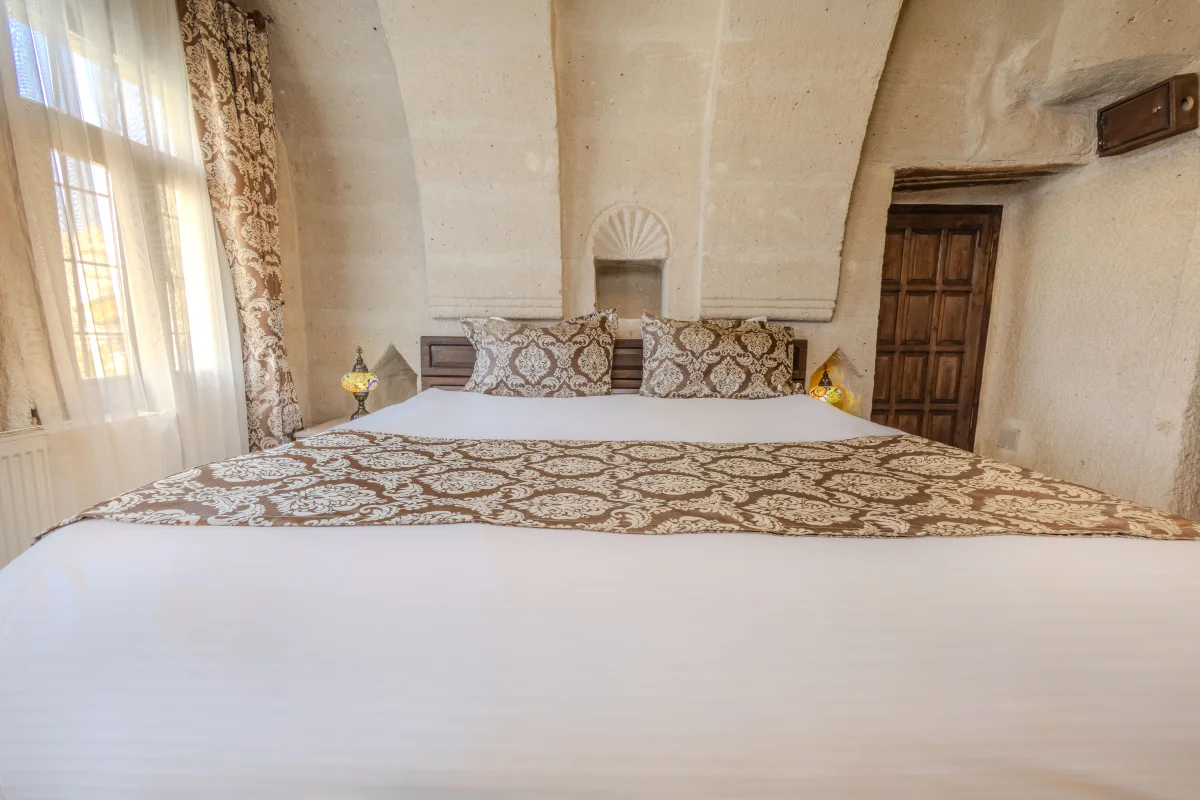 118 Junior Mağara Odası