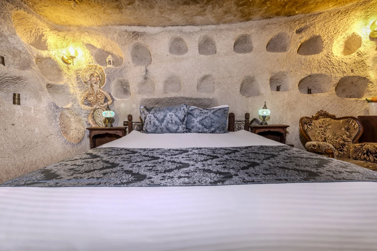 119 Junior Mağara Odası