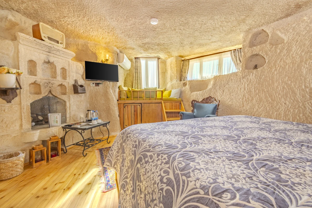 121 Junior Mağara Odası