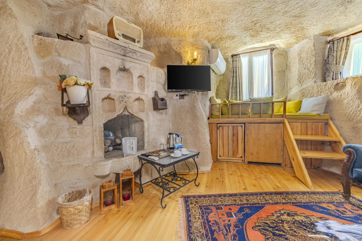 121 Junior Mağara Odası