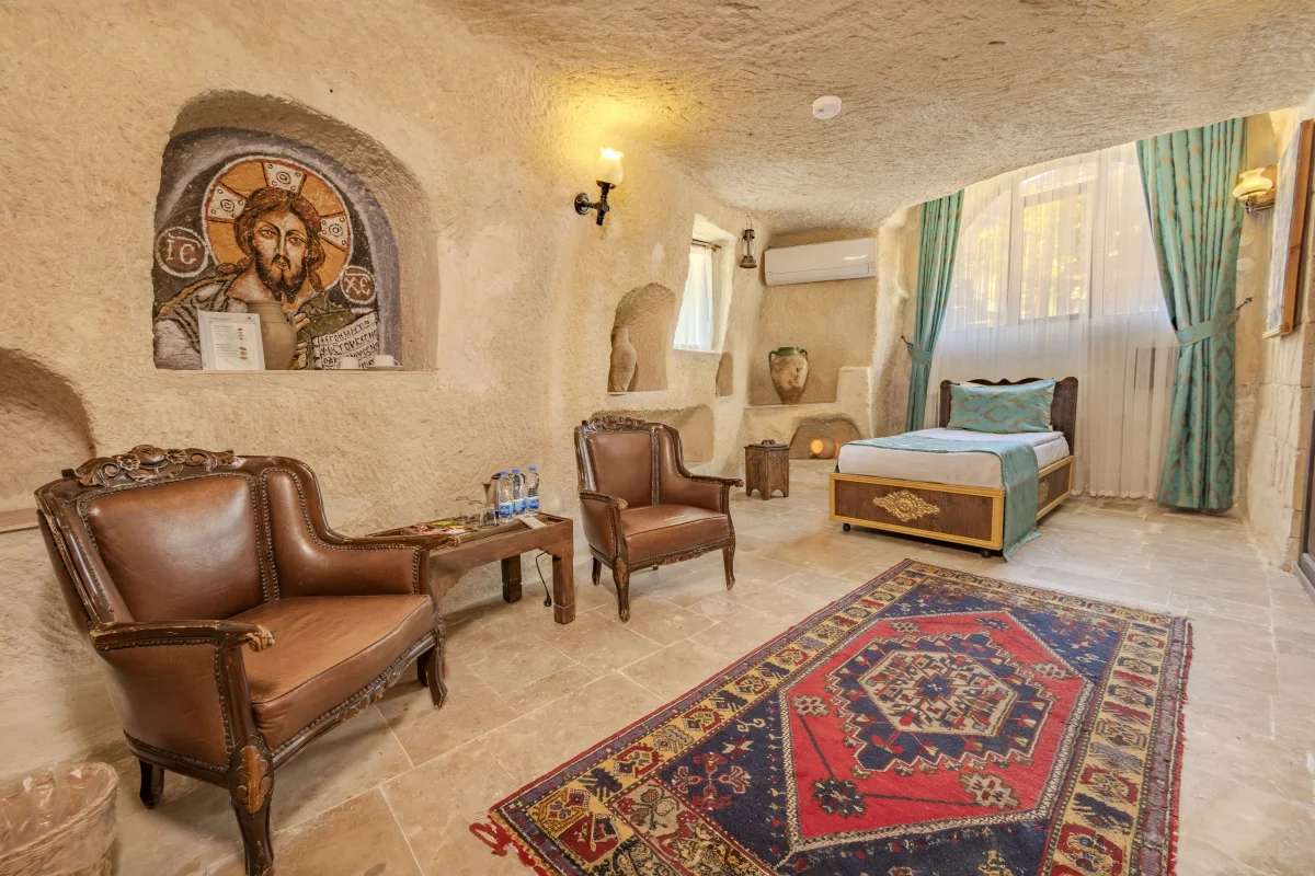 110 Deluxe Mağara Odası