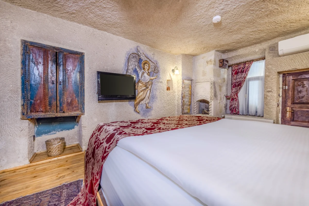 112 Deluxe Mağara Odası