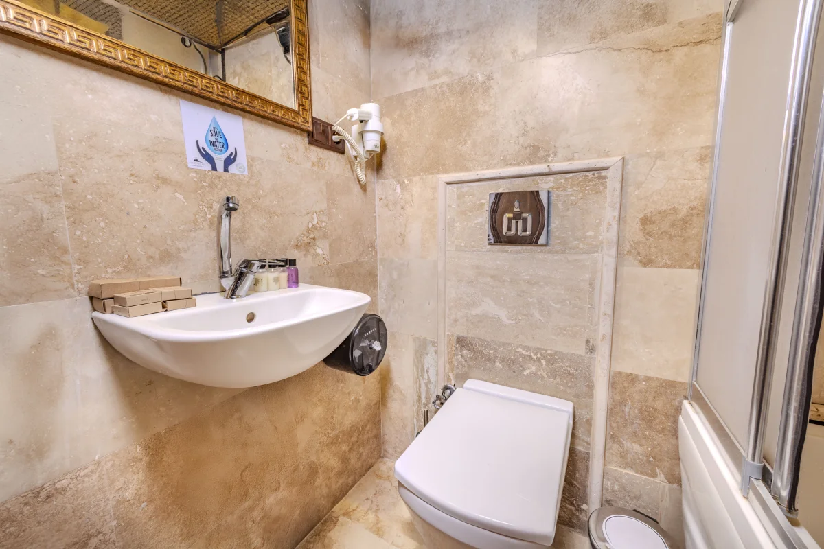 115 Deluxe Mağara Odası