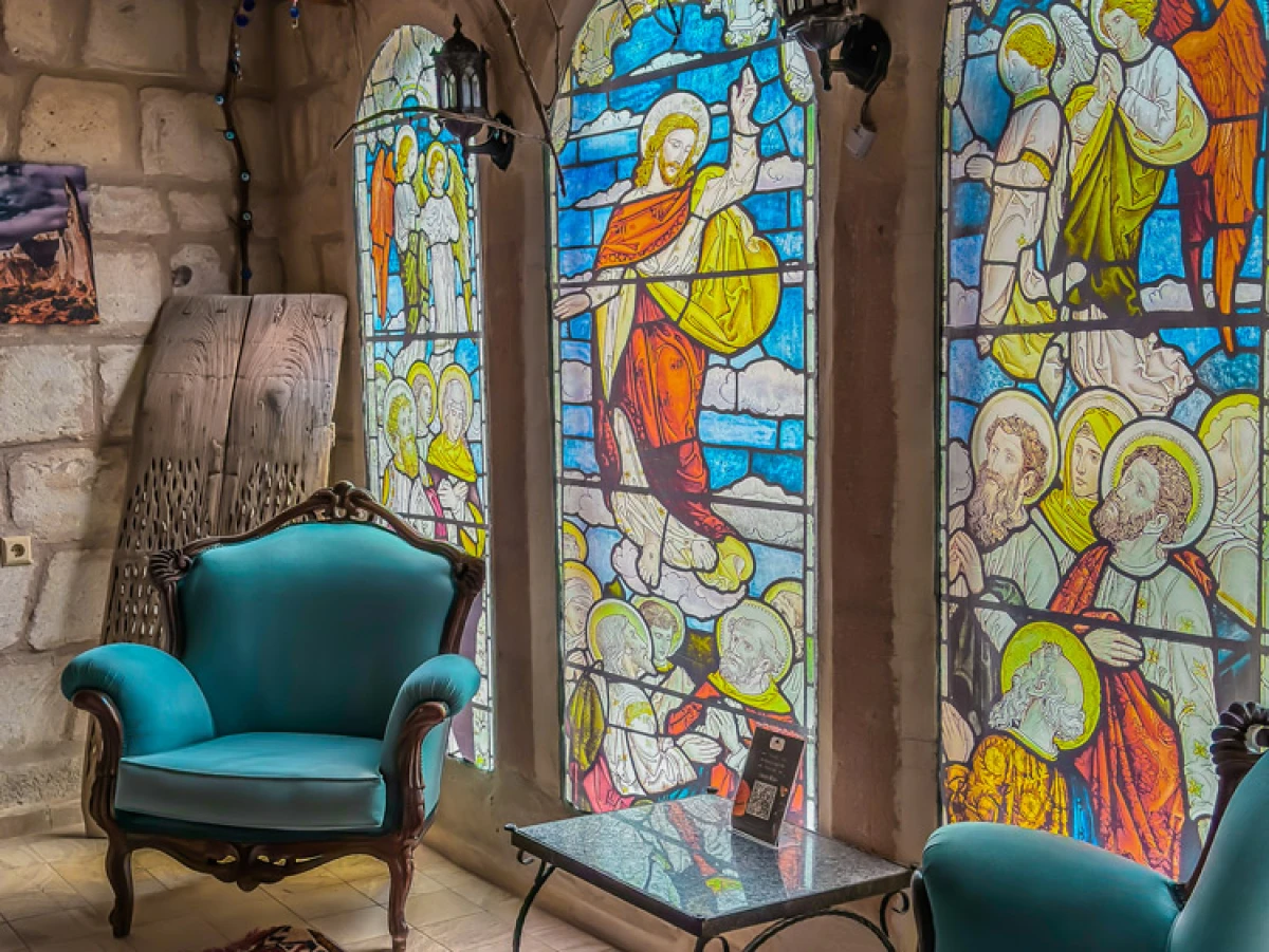 Ascension Cave Suite